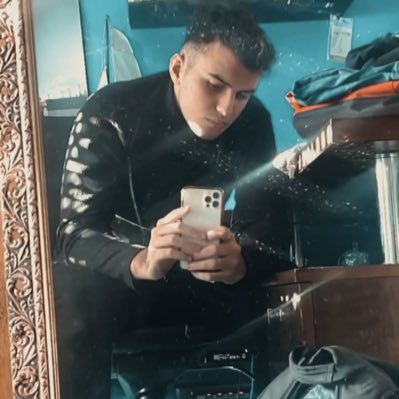 dimitrixfrases's tweet photo. #NuevaFotoDePerfil https://t.co/lHojeXTCNc