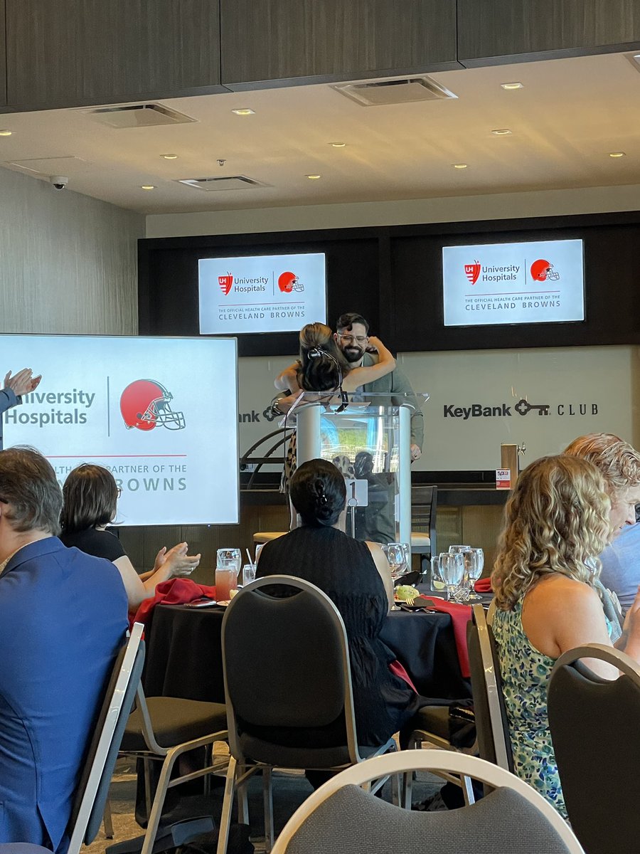 CaseUrology's tweet photo. Congrats to our grads who we celebrated at @ClevelandBrowns stadium this afternoon! Already missing you dearly, but so excited for your next chapters 🍾 @lynnlwoo https://t.co/CaNxwS9Mr8