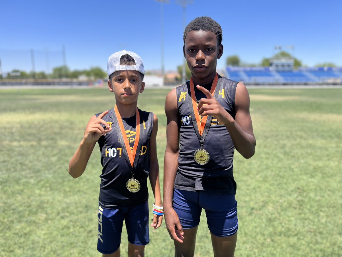 Future4QB's tweet photo. CONGRATULATIONS: 2030 @Julian_qb1 Julian Oruche from Huntley, IL on winning the MVP for his class. #Future4 #blackshirts #hotbedworld https://t.co/abX1LQfmCM
