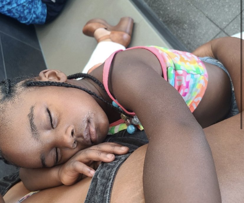 kcpolice's tweet photo. ATTEMPT TO IDENTIFY
LOCATED CHILD UNKNOWN ID, B/F, 3-4 years old Police need help identifying a child dropped off at East Patrol Station on 06/24/2023 at approximately 4pm. She was found walking Northbound on foot at in the area of 41st St. and Benton Bl. https://t.co/lkU5yllHp0