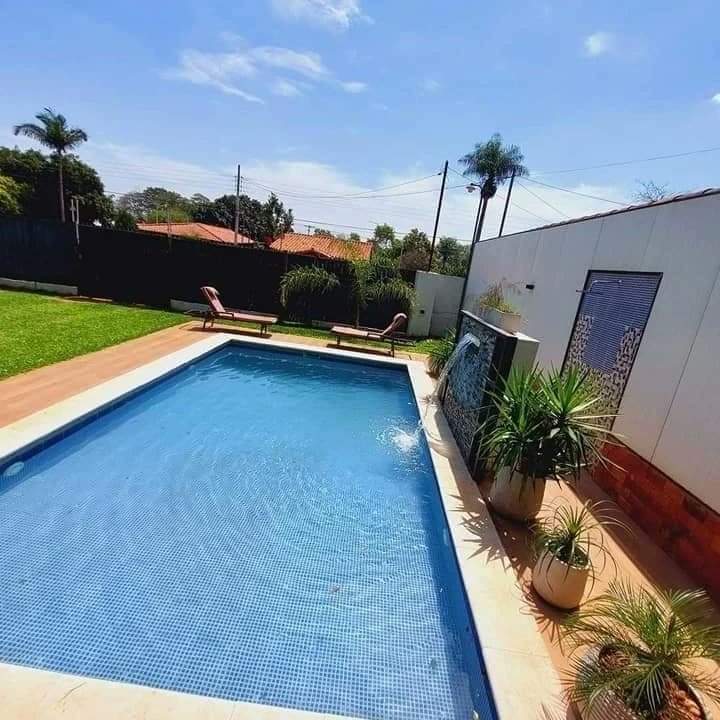 claudesamaniego's tweet photo. Así de relax se pasa en #QuintaLua 🥰💚🌳✨️

Bello lugar para todo tipo de eventos como encuentro de exas, despedidas, cumples y más. 

📲 0981459046 para consultas y reservas. Desde Gs. 400 000 ya podés alquilar. Barrio Mitã'i de #SanLorenzo. 

#Quintas #SanLorenzoPy #SanLo https://t.co/AHM05Xoax9