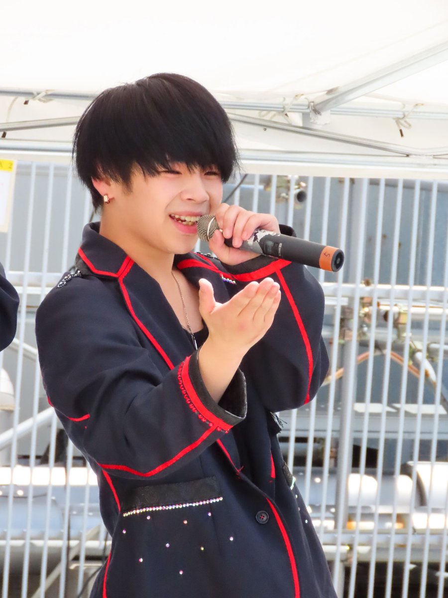 jlb777300's tweet photo. 札幌PARCO ROOFTOP LIVE🎤
ライブプロ
2023.6.24
#ライブプロ
#ワンラブ
#RUCKY
#YUICHIRO
#KAI
#札幌PARCO https://t.co/NYIHvncUNJ