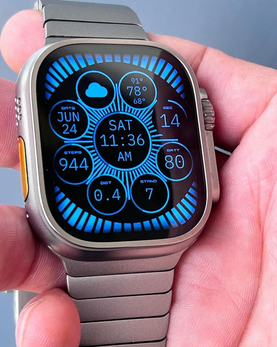 AppleWatchFanz's tweet photo. 💙 • @bAdstylee #tintable #clockology #clockologyfaces #clockologywatchfaces #applewatch https://t.co/DHrypacddf