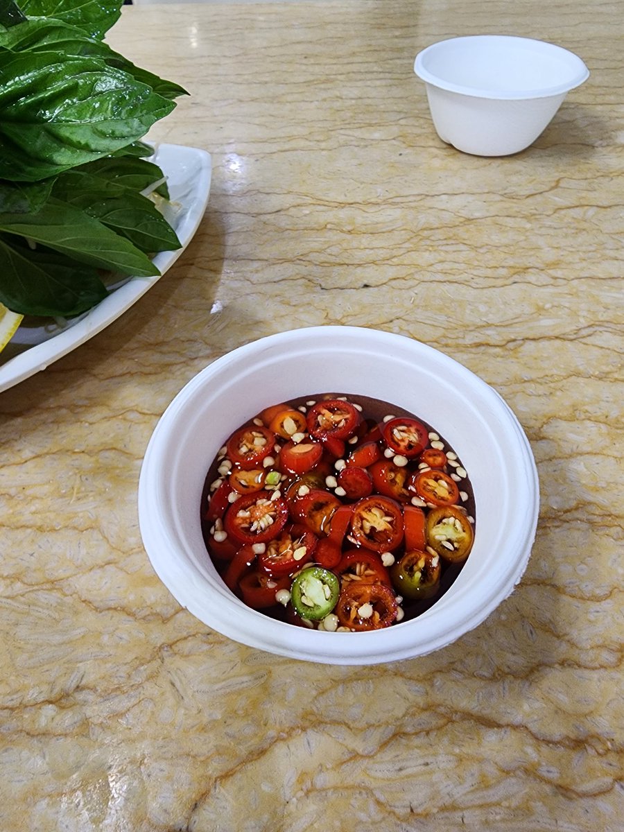 roentarre's tweet image. Chili is my spiritual herb 

#chili 
#pho 
#springvale