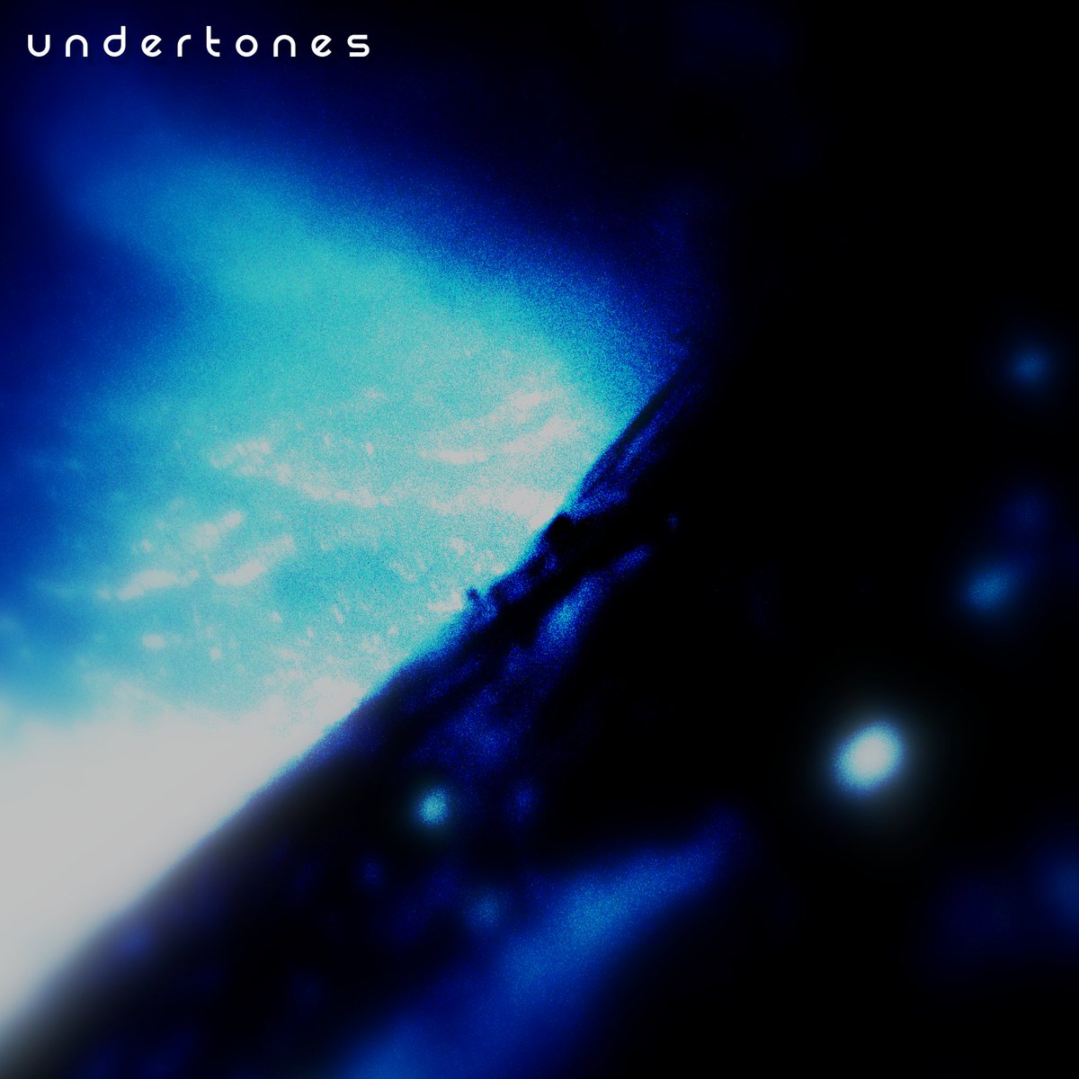 dvwnpour_'s tweet image. Pre-Save / Pre-Order "Undetones" ! Releasing July 5th @ 2:00 PM! 💙
hypeddit.com/dvwnpour/under…

#colorbass #dubstep #artwork