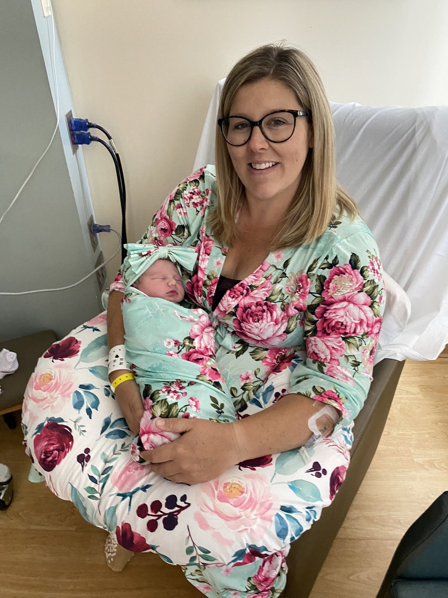 Stage4Thriver's tweet photo. Totally blessed to welcome to the world 🌎 Emerie Jeanne Yakacki #MBME 3 time Cancer Survivor and now 3 time Father!!! https://t.co/8qmd6VNz3l