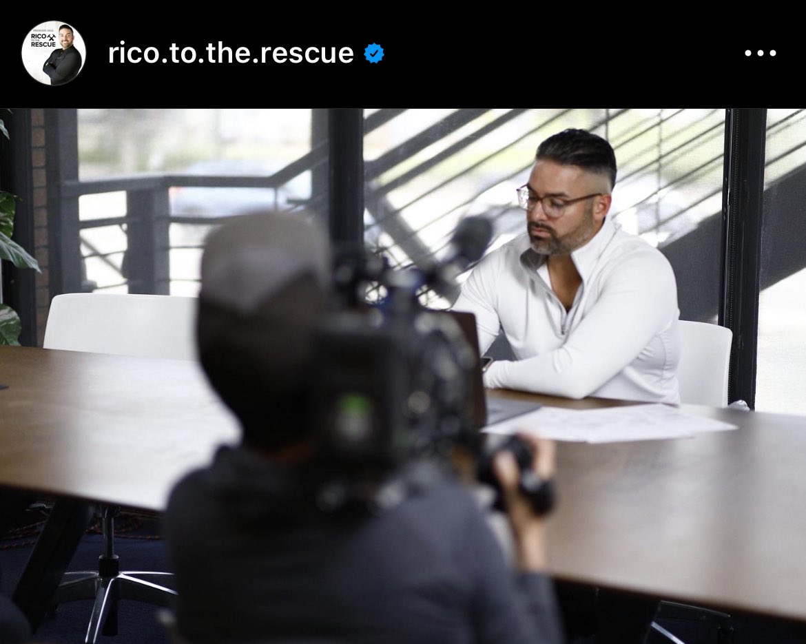 RicosRealLife's tweet photo. Office work = making calls to
insurance and contractors. My least favorite but the most necessary! #office #ricoleon #season2 #ricototherescue #hgtv #crew #tv https://t.co/qOZeLrWPi3