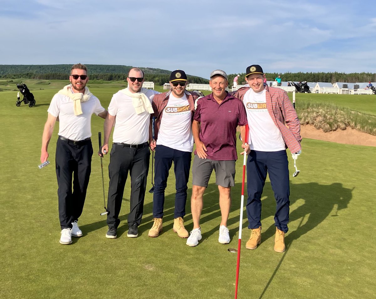 Ran into a Happy Gilmore/Shooter McGavin reunion today at ⁦<a href="/CabotCapeBreton/">Cabot Cape Breton</a>⁩  Golf makes people smile!!!