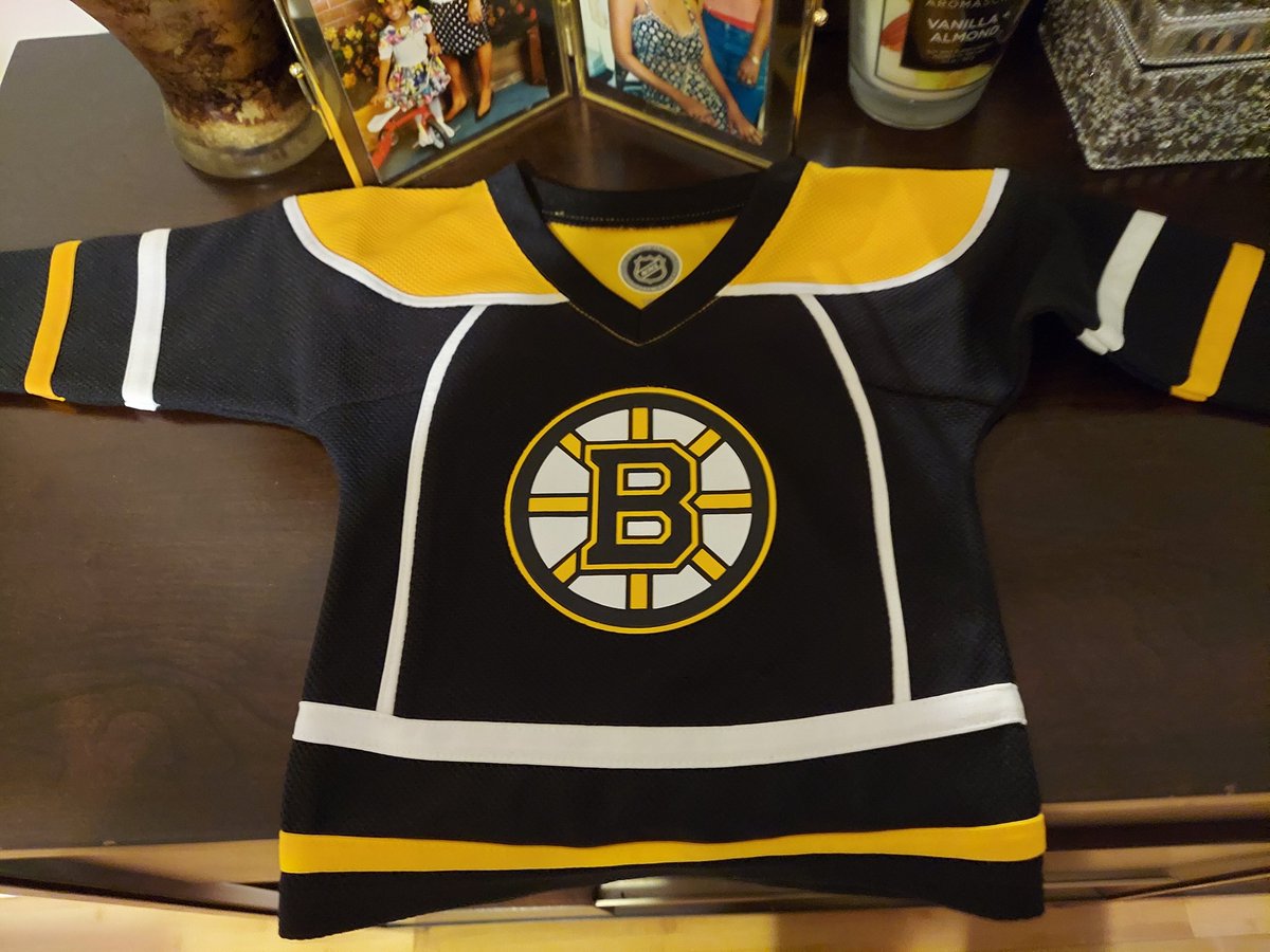 Our baby girl is going to be here soon, she'll be a Bruins fan.
