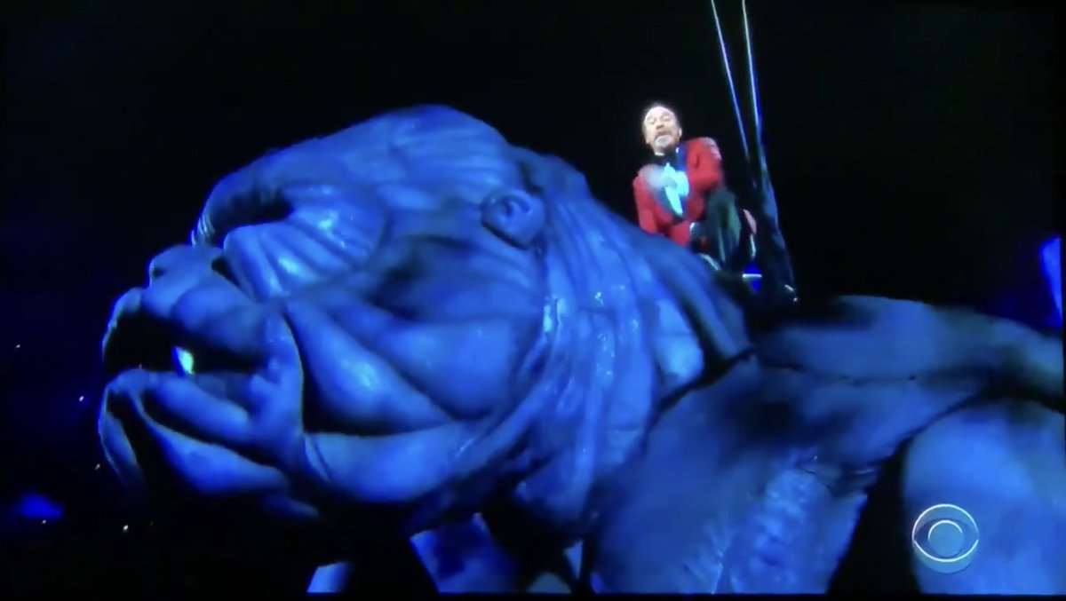 Actor #DannyBurstein 
Rides #KingKong
CBS TONY Awards
Suit #MalanBreton