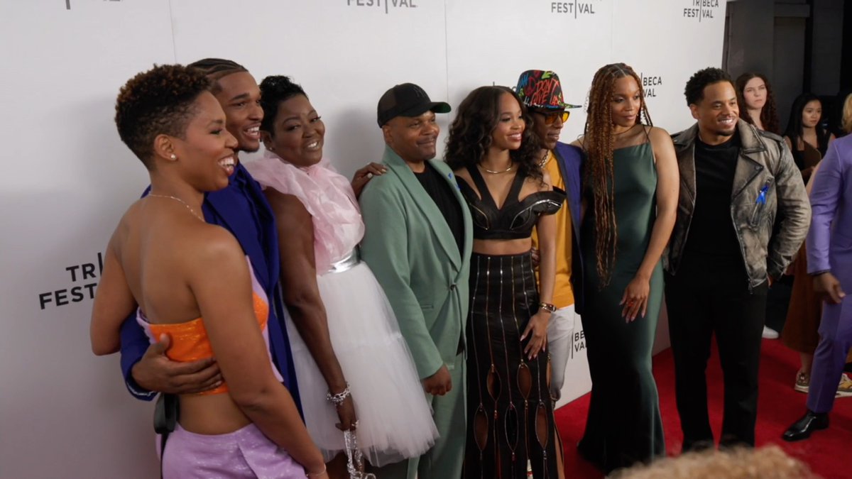 majorfilmevents's tweet image. "Swagger" Premiere at the Tribeca Film Festival youtu.be/LljEy2GuJi0 via @YouTube June 23, 2023 #Swagger #AppleTVPlus #SeanAnthonyBaker #OSheaJacksonJr #IsaiahRHill #ShinelleAzoroh #TessaFerrer #QuvenzhanéWallis #CaleelHarris #JamesBingham #SolomonIrama #TribecaFilmFestival