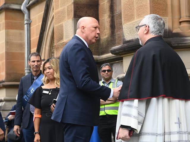 Peter Dutton refused to attend a Voice referendum meeting, so he could attend the funeral of prolific pedophile protector. #insiders #GeorgePell #auspol #LNPCrimeFamily