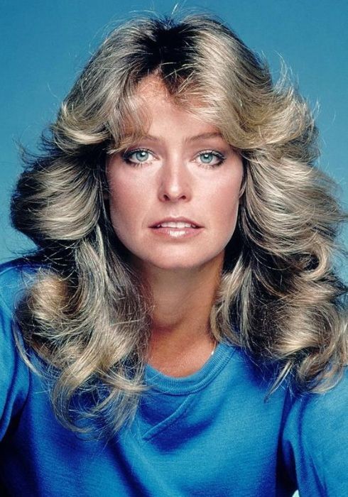 Remembering #FarrahFawcett who passed on this day 14 years ago #CharliesAngels