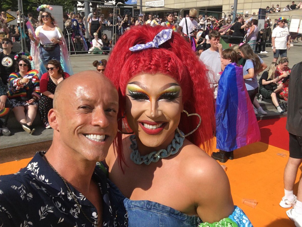 Look who I bumped into at Pride ! Tony our production / runner ! #thetraitors #bbc #studiolambert #faithfuljohn 🥳🏳️‍🌈🌈😘🥳