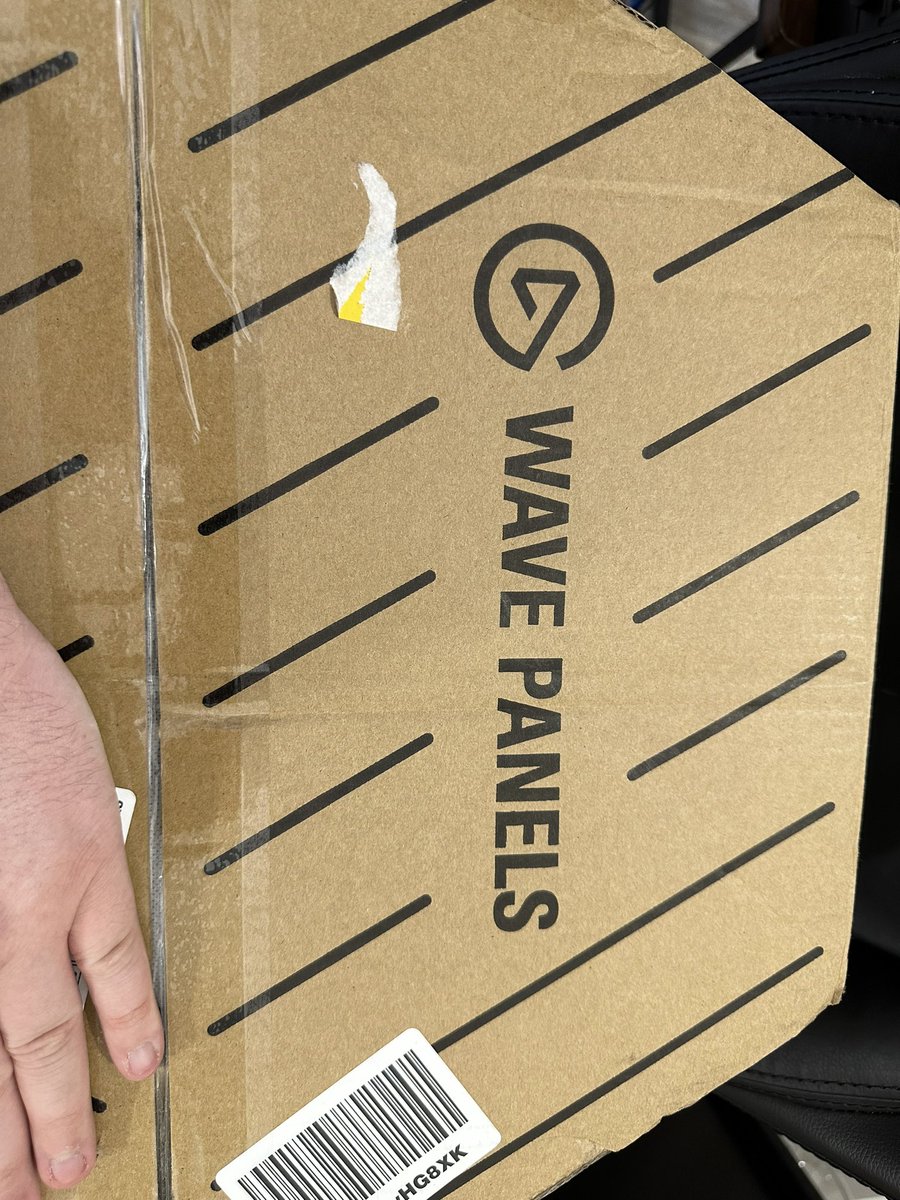 Building out the studio has me extra excited <a href="/elgato/">Elgato</a> need a new partner 👀😎