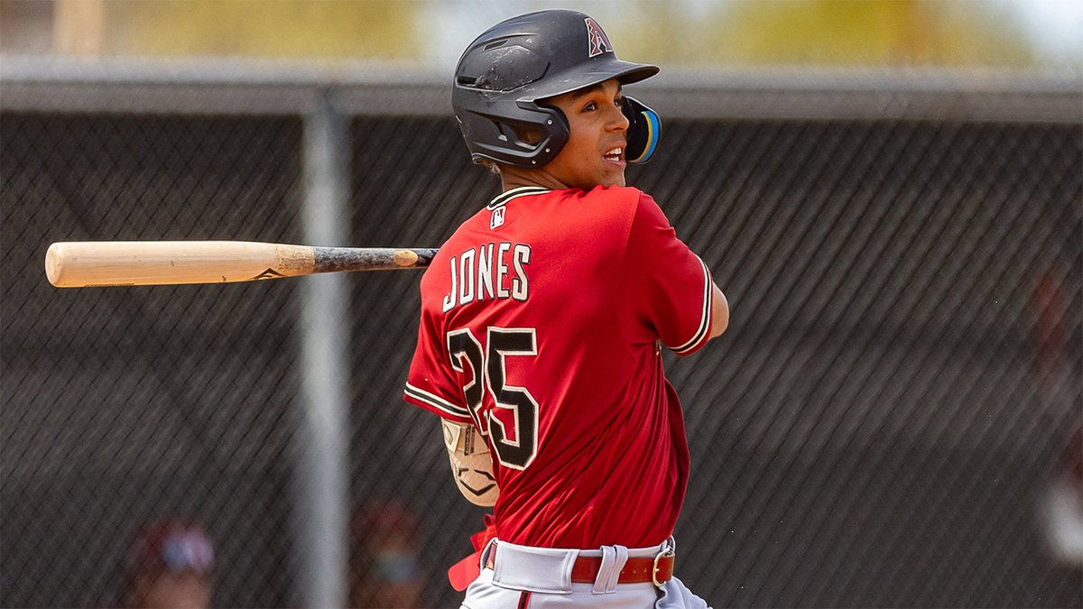 LA Card Dude tweet media