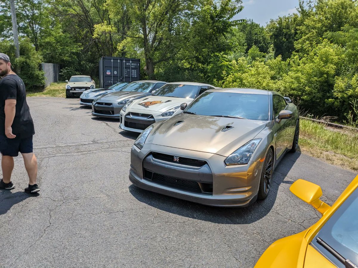 Detecting_Chicago on Twitter "And can't end sharing without showing