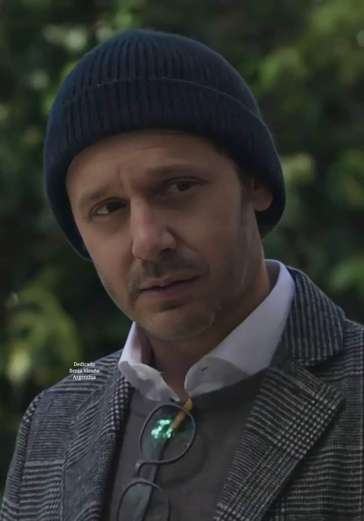 DedicadoBVicuna's tweet photo. Felicitaciones @benjavicunamori por tu nominación a los #MartinFierro2023 en la categoría Actor Protagonista de Ficción, súper merecido Benja 😊👏👏👏 #BenjaminVicuña #SantiagoLuna #ElPrimeroDeNosotros
#EPDN #Ficcion #Año2022 #Argentina #Telefe #Paramount https://t.co/Qnm21uqDUS