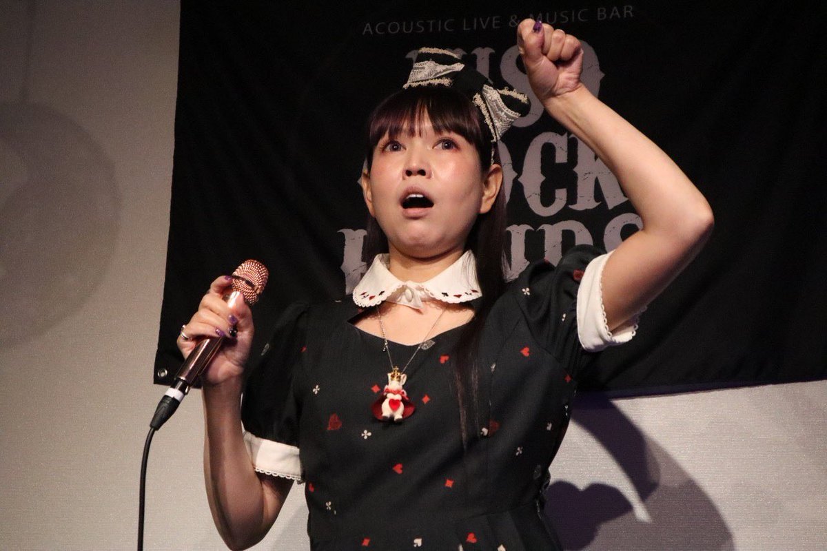 ayahime9's tweet image. 昨日十三クロックハンズにお越し下さいました皆様ありがとうございました(*ˊ˘ˋ*)｡♪:*°
なんかしらんけど台詞間違えたりしたけど、みんな笑ってくれて良かったwww
おおきにどす〜(๑´ω`ﾉﾉﾞ✧
そしてCLOCKHANDSさん1周年おめでとうございます🎉

 #綾姫
 #十三
 #CLOCKHANDS
 #JUSOCLOCKHANDS