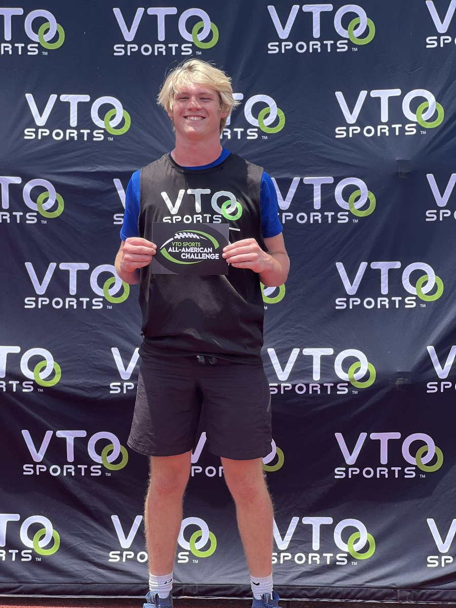 CamCreighton13's tweet photo. After a great day of competing at @VTOSPORTS Elite 100 camp, blessed and grateful to be selected a top player and nominated to the ALL AMERICAN challenge!!
@BrandenHall76 @keithetheredge1 @CoachScott34 @AuburnHighFB @ReginaldLSmith @ClayMuench @ASA_CoachRandy @cleancutelite82 https://t.co/kvcKHkEduD