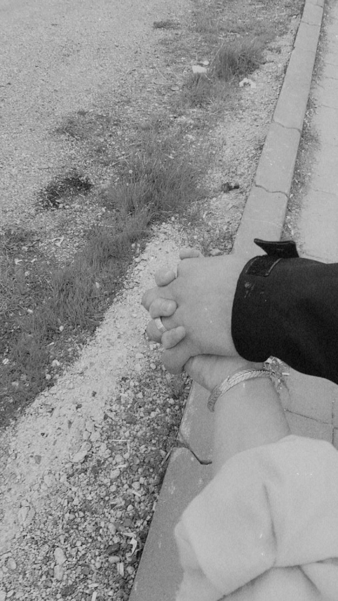 elifcereennnnn's tweet photo. “Çok sevmeler hep Allah’ın kadere yazması ile alakalı. Sınavı yok ki kazanasın ders değil ki çalışasın. Sevilmek de bir rızık." https://t.co/D9pg9di2e5