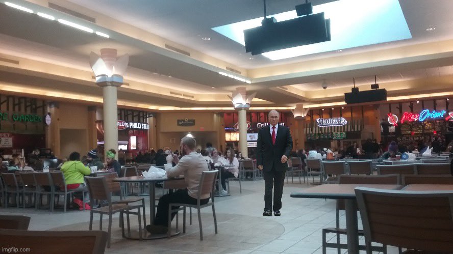 FlueyKung's tweet photo. 🚨BREAKING🚨 Vladimir Putin spotted at Jefferson Mall food court having lunch. Said he was sad to see Max Orient “sample sample” lady was gone.
#Putin #RussiaCivilWar #RussiaCoup #SampleSample https://t.co/lJJK7nx4jf