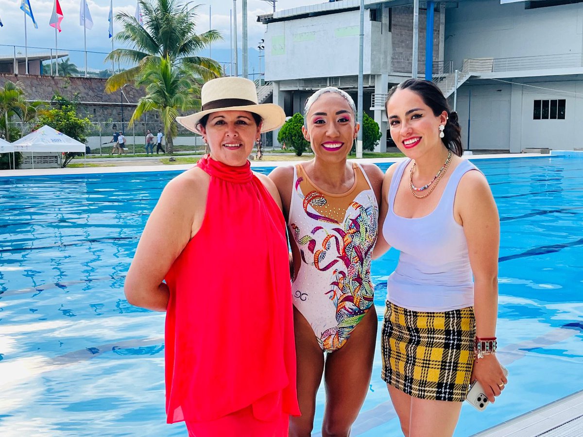 ivetiga's tweet photo. ¡Muchas felicidades! a Joana Jiménez, deportista originaria de Ecatepec, quien obtuvo la medalla de oro en la  Final Dueto Técnico de Natación Artística.

Los mexiquenses estamos muy orgullosos de su desempeño en los #JuegosCentroamericanos y del Caribe San Salvador 2023. https://t.co/YF5h1m3bCN