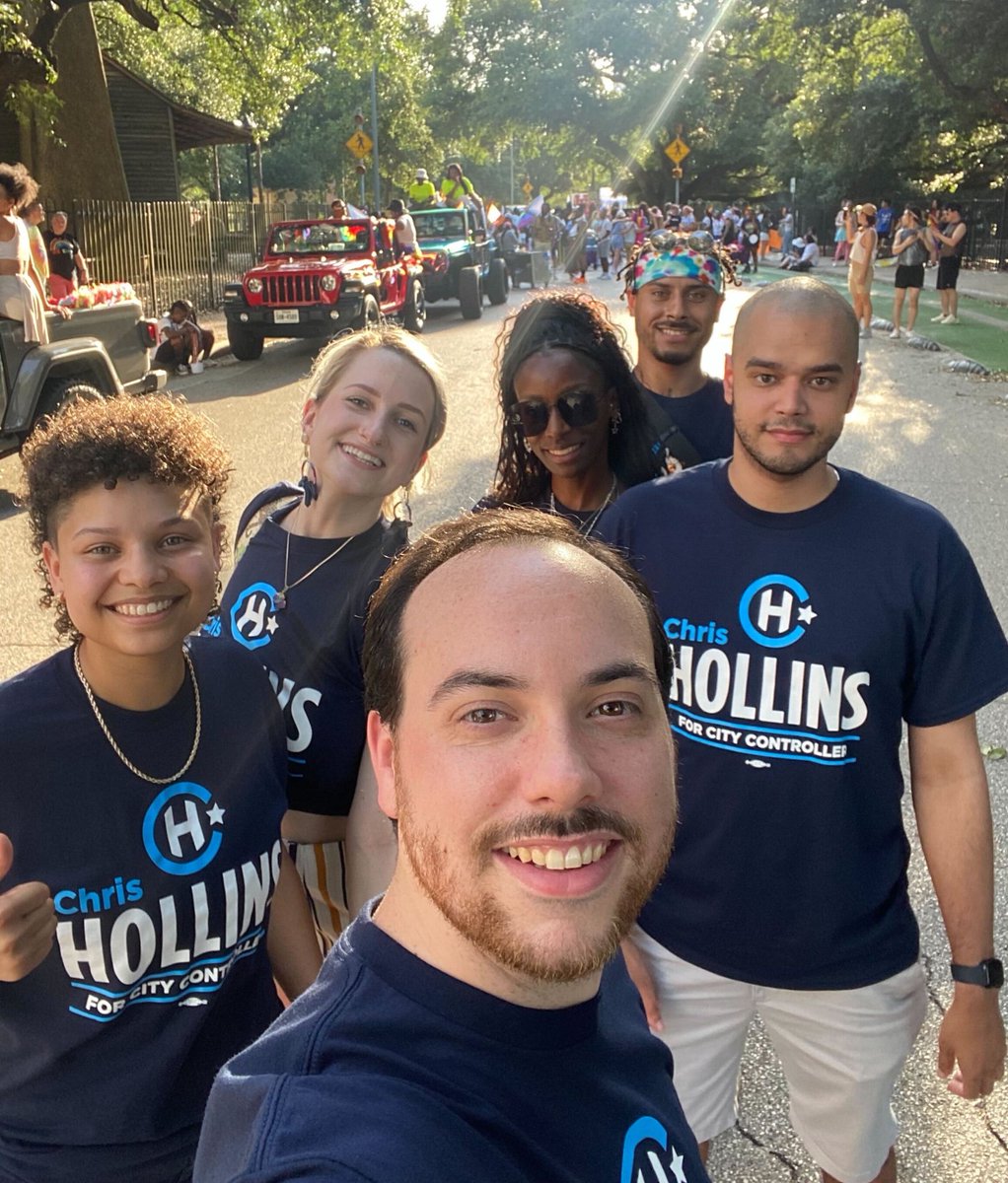 Team Hollins representing tonight at the Houston Pride Parade! #HoustonPride 🏳️‍🌈🏳️‍⚧️