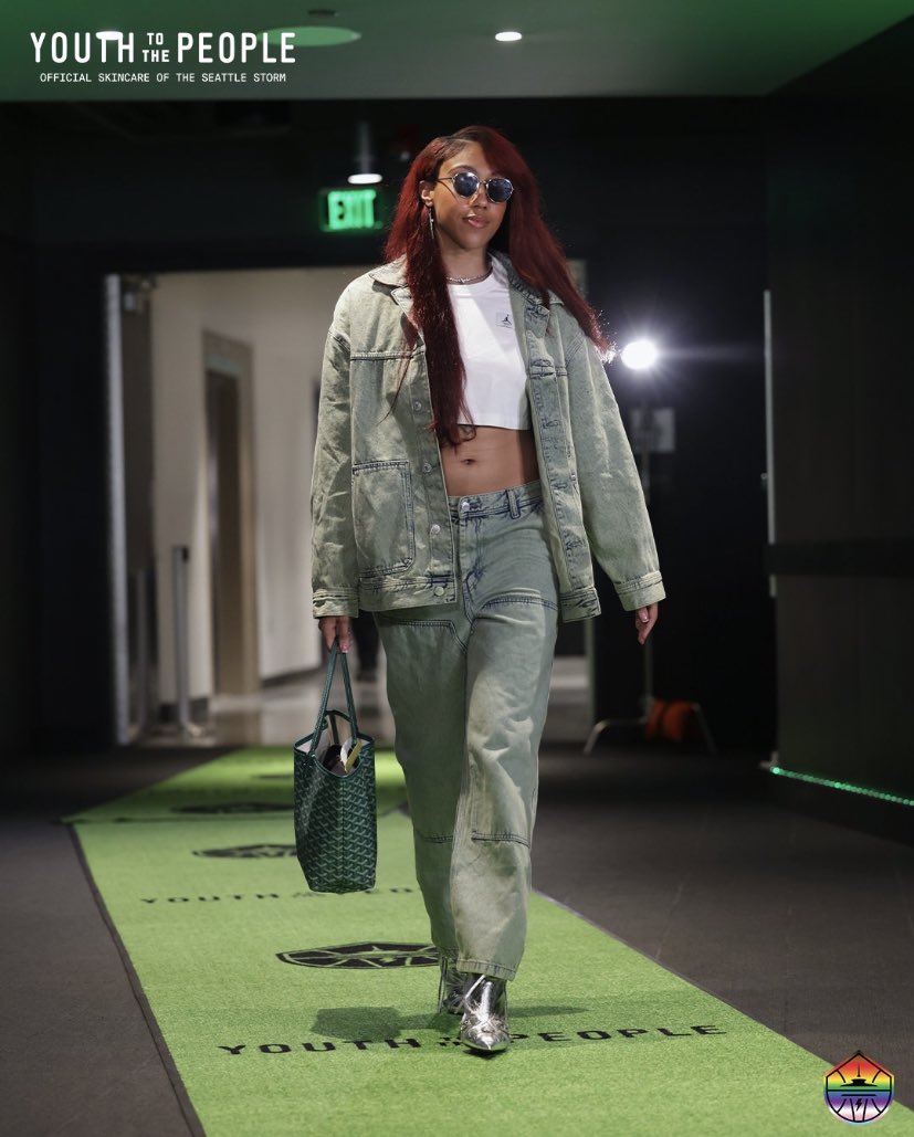 rain-media-yourbdfavoritepublicist-on-twitter-seattle-storm