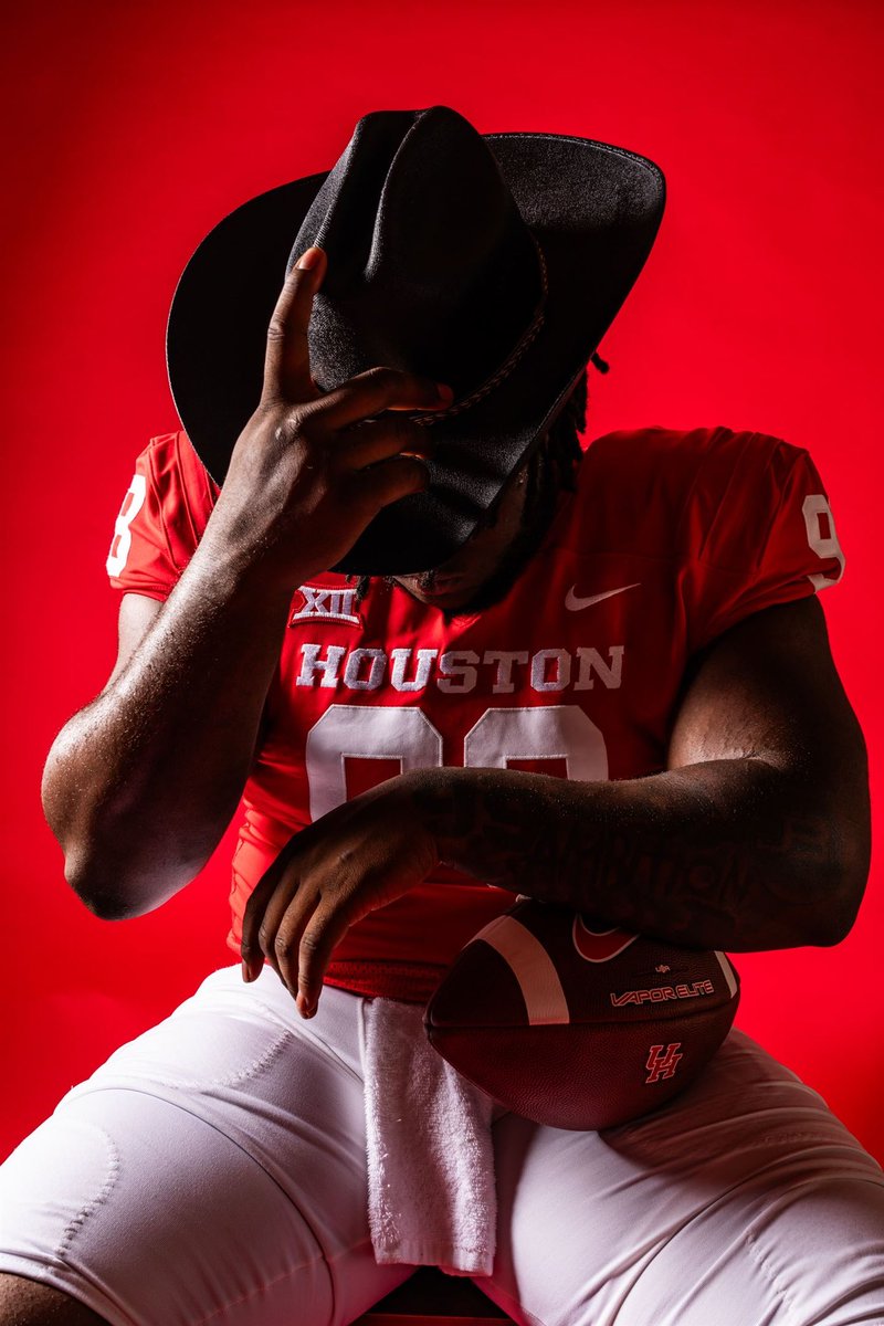 JustinB42023's tweet photo. #YEAR1 🦍 https://t.co/81NsRQlj7l