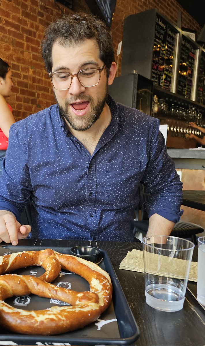 on Twitter "I fucking LOVE a giant pretzel."