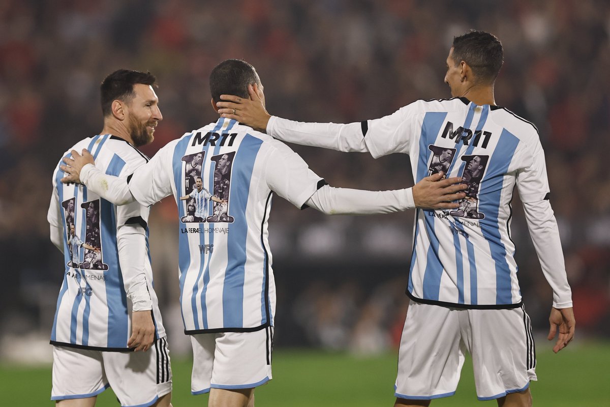 😍 ¡Noche de fiesta en Rosario en la despedida de <a href="/MR11ok/">Maxi Rodríguez</a>!