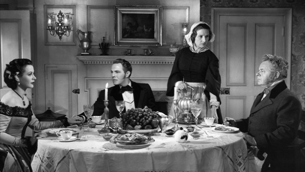 Now on KET: Movie Classics, The Strange Woman (1946). In 1820s New England, beautiful but poor and manipulative Jenny Hager marries rich older man Isaiah Poster. https://t.co/GQpo6kveu8