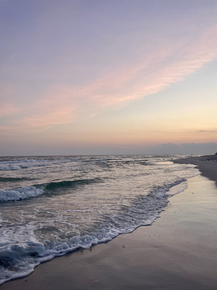 allisonkbentley's tweet photo. Sunset in Laguna Beach, Fl 
@pcbwx @spann https://t.co/q4dDPnQfzG