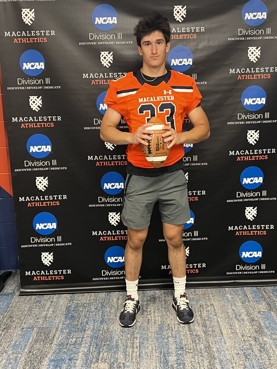 Had a great time @MacalesterFB. Thanks @Phil_Nicolaides, @TheCoachReedzo, and @Coach_Artinian for the amazing visit! Hope to be back sometime soon.
