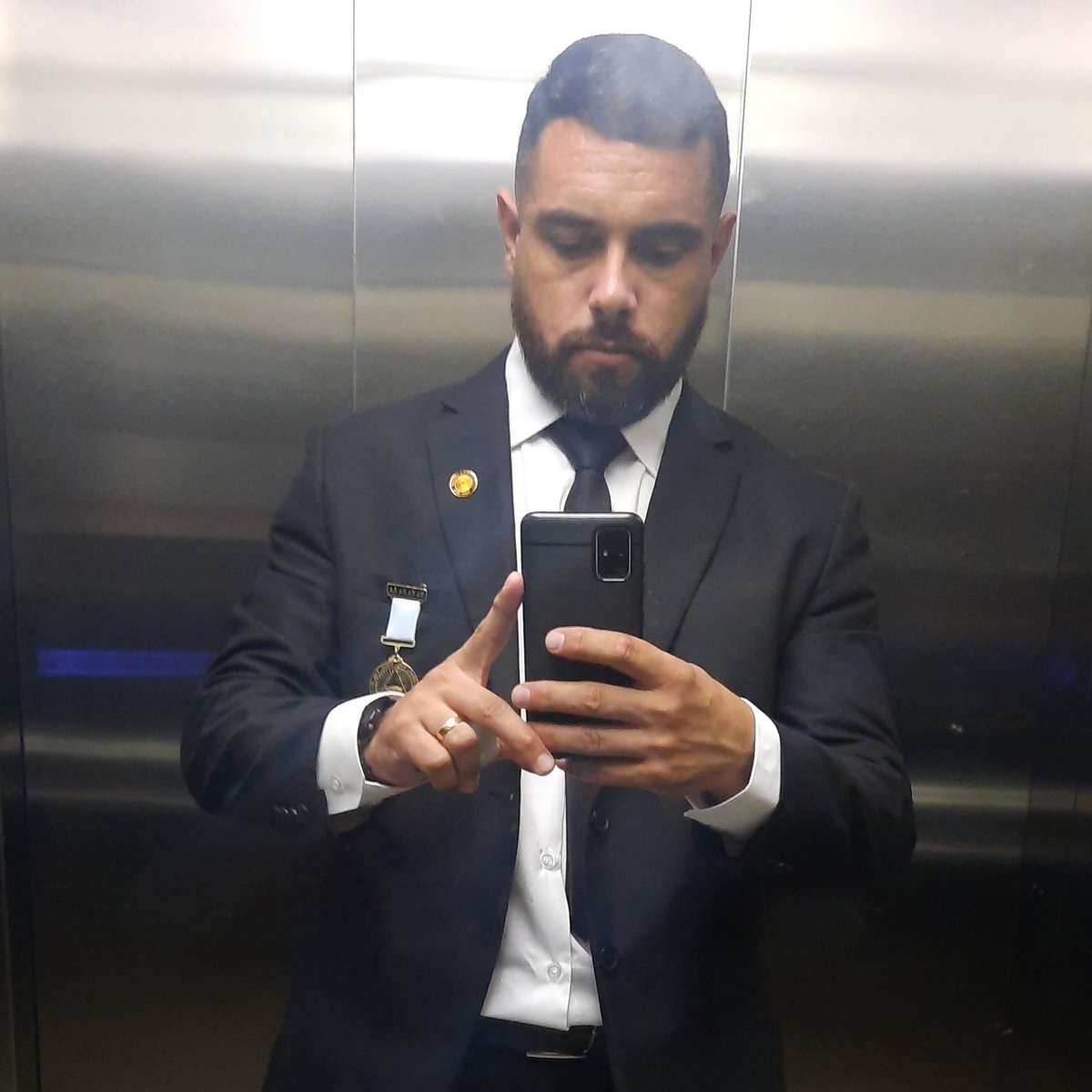 jribeirorock's tweet photo. #NewProfilePic https://t.co/qQAXgh3T0n