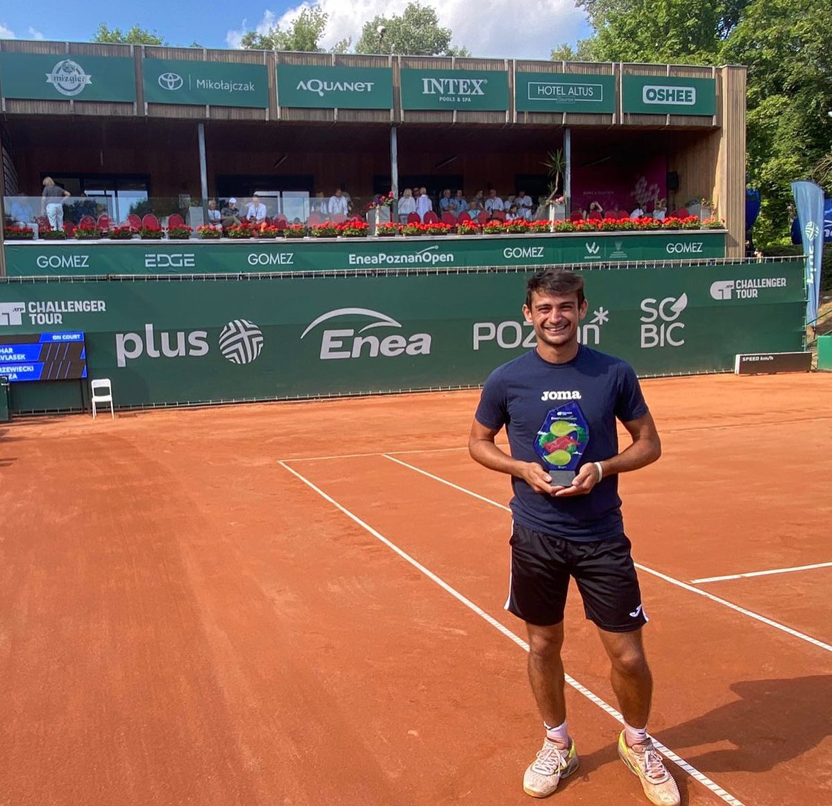 Not_Esportivas's tweet photo. ATP Challenger!
Parabéns ao tenista campeão o argentino @marianonavone1 (🇦🇷) que conquistou o @ATPChallenger de @poznanopen na Polônia, conquistando assim o primeiro titulo de challenger na carreira
#ATPChallenger #tennis #EneaPoznanOpen2023 #PoznanOPEN #MarianoNavone https://t.co/x28lljpMmF