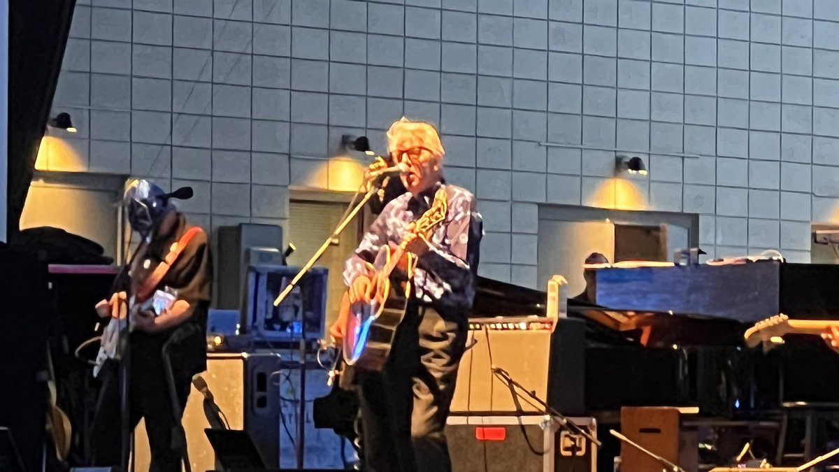 <a href="/ChrisReimer/">Chris Reimer | Boosa Tech</a> <a href="/BoosaTech/">Boosa Tech | #1 Phone Chargers</a> Yep…Nick Lowe just finished, <a href="/ElvisCostello/">Elvis Costello</a> next! <a href="/BoosaTech/">Boosa Tech | #1 Phone Chargers</a> to the rescue