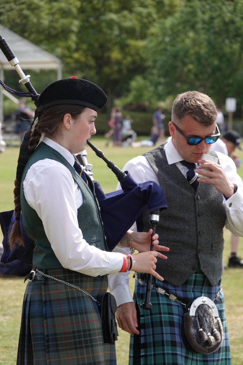 strathpipeband's tweet photo. Congrats to strath pipe band on a top ten performance at the European C’ships. Congrats also to FP John, Mr M and Mr B for the Grade 1 win. @StrathallanSchl https://t.co/9bRaMfNyMF