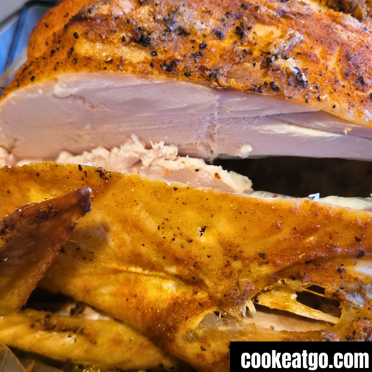 How To Cook A Turkey In The Oven  #thanksgivingdinner #christmasdinner https://t.co/oxqhmqZMoY https://t.co/N1Im866igk