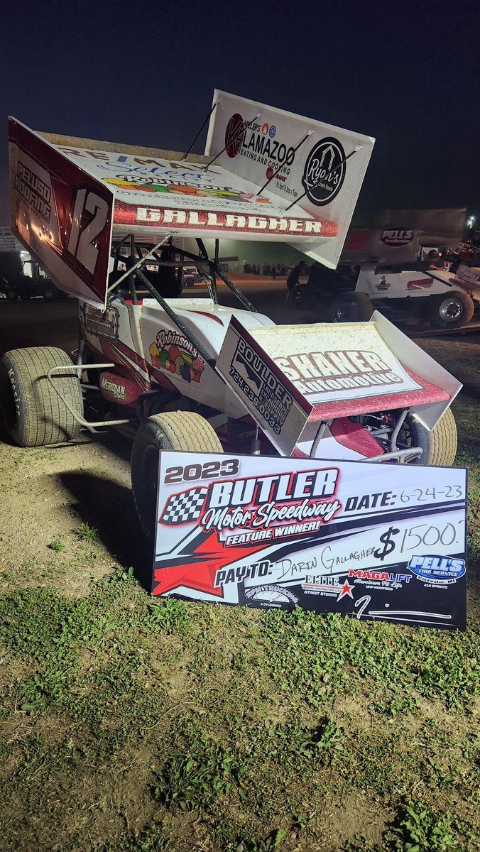Pick up the win <a href="/butler_speedway/">Butler Motor Speedway</a>!!!! finally this year super proud of my team amd the work they put in!!!