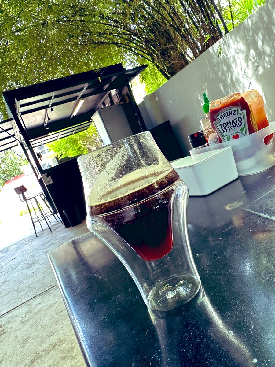 Tr_Tarn789_Thai's tweet photo. ร้านของเพื่อน
#STUDIOCOFFEE
#สวนผัก52
#aMaricAnoBlacKcOffEe
#วันๆพันกว่าเรื่อง https://t.co/k8G0AxRM9w