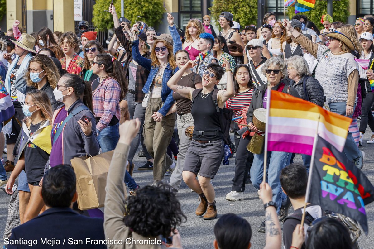 Photos of the #SanFrancisco #DykeMarch during #Pride week. More @sfchronicle