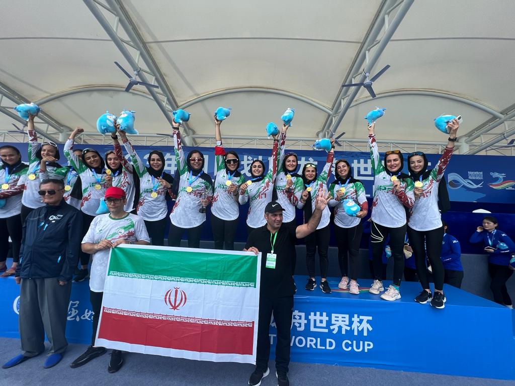 IraninChina's tweet photo. بانوان افتخار آفرین تیم ملی قایقرانی #ایران در مسابقات جهانی دراگون بوت که در شهر Zigui  استان هوبی #چین برگزار شد موفق به کسب مدال طلا در ماده ۵۰۰ متر شدند. تیم ایران پیش از این، مدال نقره و برنز این مسابقات را نیز کسب کرده بود. https://t.co/Wpf6hEtZda