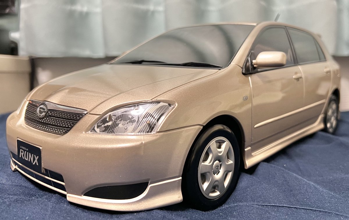 カローラランクス（中期型）の1/10カラーサンプルをゲット！ カローラ