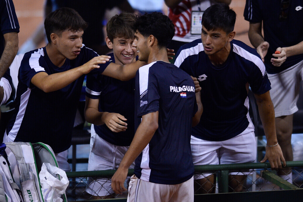 psp_paraguay's tweet photo. 🏆🥇🥎🇵🇾

¡Paraguay es campeón de la Copa Davis!

Los nuestros derrotaron 2-1 a Bolivia y campeonaron en el Grupo III de las Américas. 

Antes, ya se logró el ascenso a la zona II de las Américas tras vencer a Costa Rica, Bahamas, Honduras y República Dominicana. https://t.co/8gnUhg6XHd