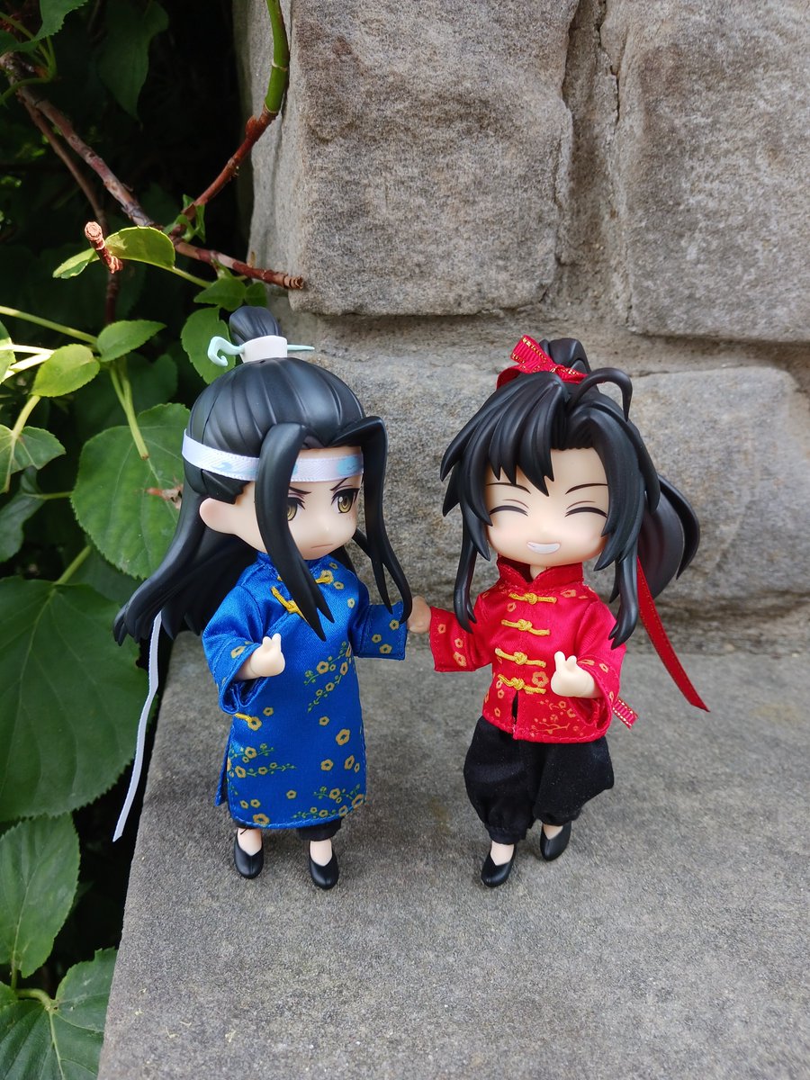 They went out on a date! 💕

#MDZS #nendoroid #WeiWuxian #LanWangji #wangxian #date #nendography #GrandmasterofDemonicCultivation #heart #toocute #love