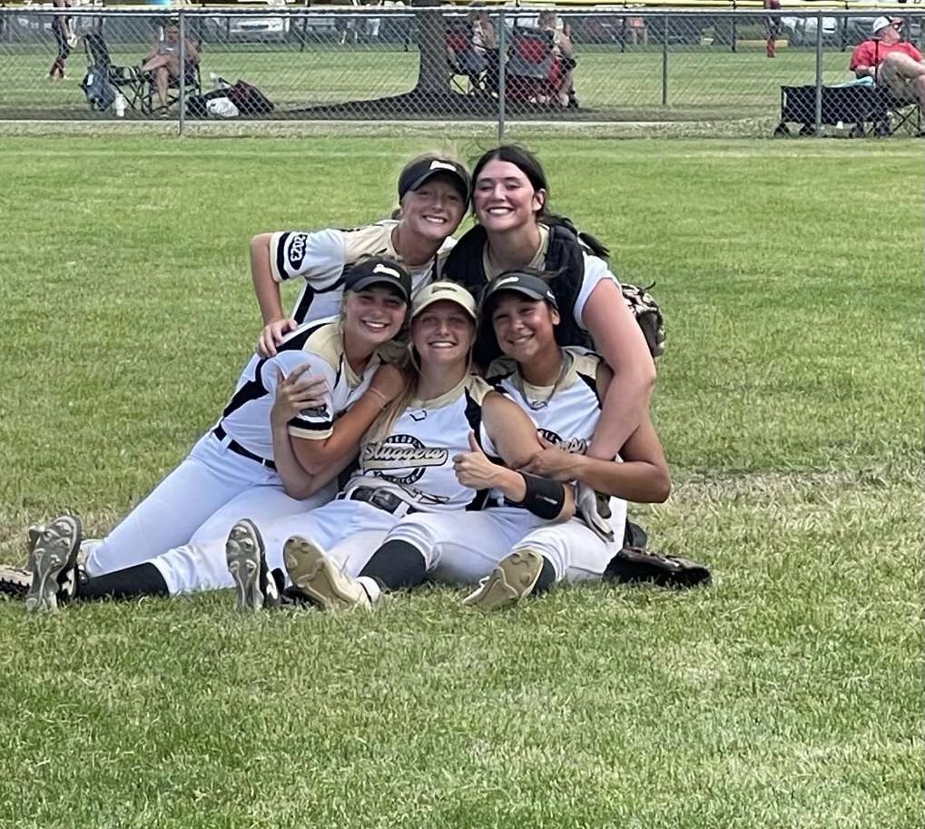 PeoriaSluggers's tweet photo. All Sluggers teams in action this weekend, 10s/12s/14s are still going. 18/16 G teams finished up today in the Ship! 
18s take the HH Shootout Ship going 7-0 on the wk outscoring opponents 54-5 🤯 while 16 G came up short in the Championship but fought hard to get there 💪🏻 https://t.co/ki2POB2z8E