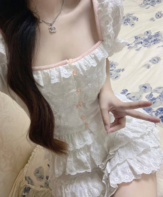 beginstorace's tweet photo. 不想被年龄束缚，只想过自己想要的人生！ 我的目标:每一天��让自己——性福  能帮我实现这个小目标吗？ https://t.co/FiBWWXfZy2
