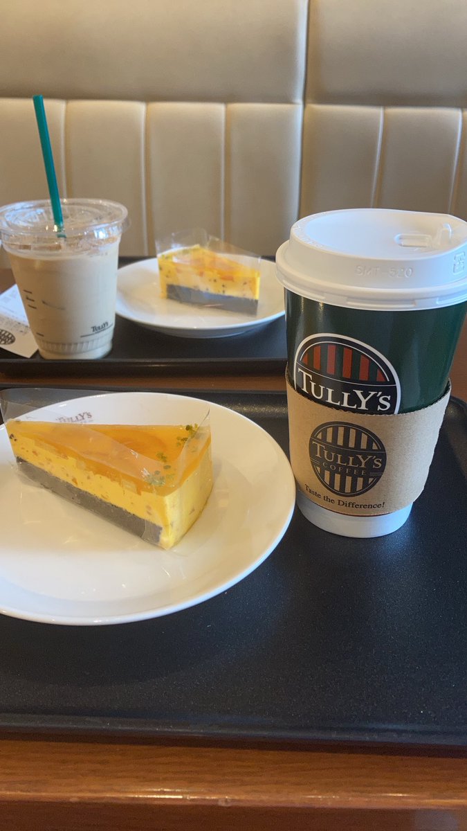 GaiForever's tweet photo. 友人はこれに ご飯とお味噌汁の一汁三菜セットで足りるらしい。
私は日頃から食べ過ぎなのか?
私は足りるはずもなく、食後すぐにケーキ追加。
#ロリマー京都 #LORIMER KYOTO #kyoto #タリーズ https://t.co/5lxQGzWBn8